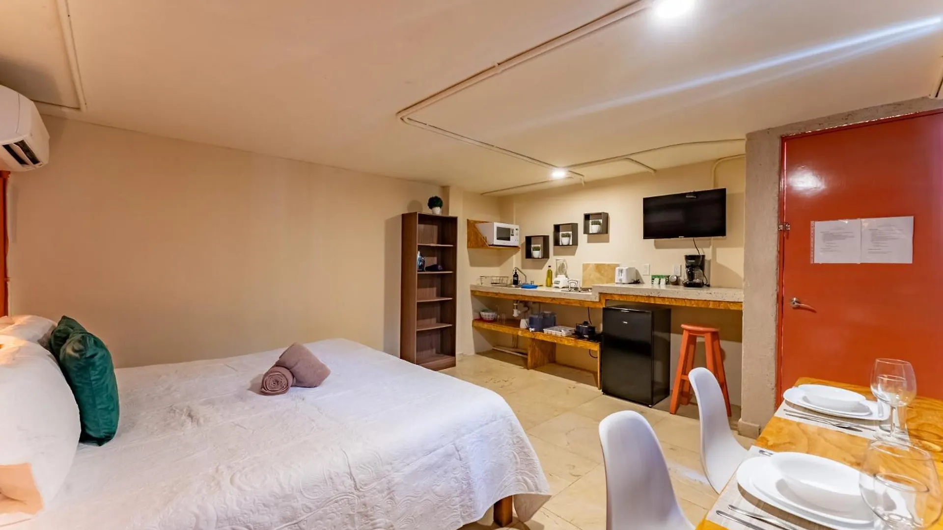 Casa Rubia Apartment Cancun